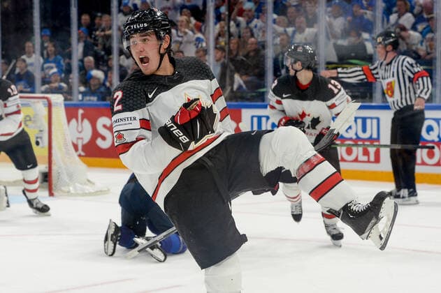 29.05.2022, Tampere, Nokia Arena, Finland v Canada - 2022 IIHF Ice hockey, Eishockey World Championship, WM, Weltmeisterschaft 2 Zach Whitecloud (Canada) celebrate his 2:3 goal Tampere Nokia Arena Pirkanmaa Finland Copyright: xJustPictures.ch AndreaxBrancax