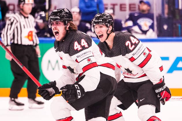 TAMPERE, FINLAND - MAY 29: Max Comtois of Canada (L) celebrates his goal during the 2022 IIHF Ice hockey, Eishockey World Championship, WM, Weltmeisterschaft match between Finland and Canada at Nokia Arena on May 29, 2022 in Tampere, Finland. Tampere Nokia Arena Finland Copyright: xJustPictures.ch JarixPestelaccix