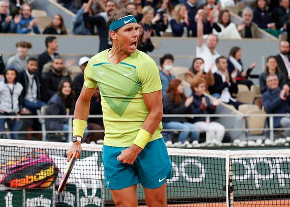 French Open 2022, Rafael Nadal (ESP) jubelt nach einem gewonnen Punkt, Emotion, Freude Copyright: xJuergenxHasenkopfx