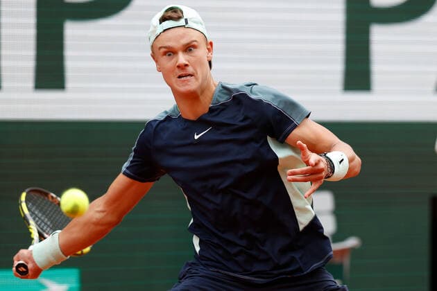 30.05.2022, Tennis, French Open 2022 Roland-Garros, FRA, Paris, Roland Garros Bild: v. li. Holger Rune (DK) Copyright: HMBxMedia AntonioxBorga