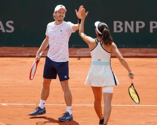 French Open 2022, Wesley Koolhof und Ena Shibahara, Mixed Doubles Tennis - French Open 2022 - Grand Slam ATP, Tennis Herren WTA, Tennis Damen ITF - Roland Garros - Paris - - France - 30 May 2022. Copyright: xJuergenxHasenkopfx