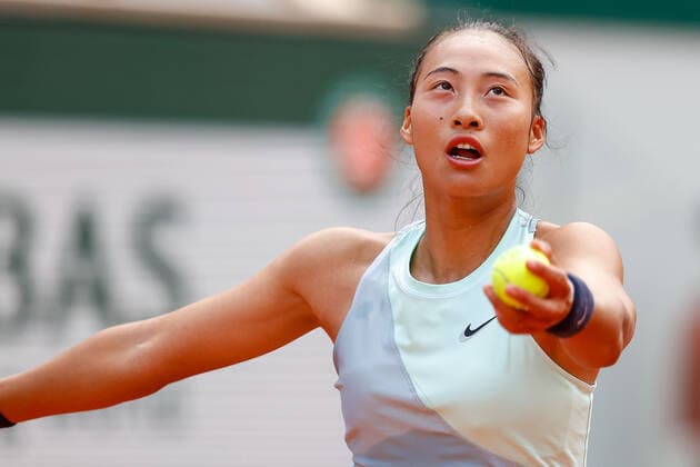 30.05.2022, Tennis, French Open 2022 Roland-Garros, FRA, Paris, Roland Garros Bild: v. Zheng Qinwen Copyright: HMBxMedia AntonioxBorga