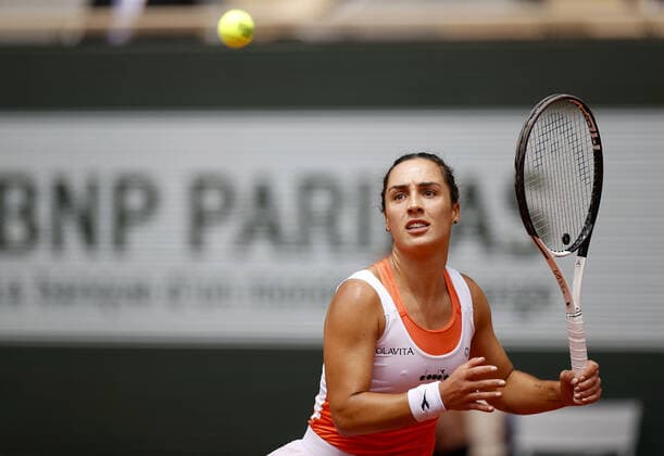 Mandatory Credit: Photo by Ella Ling Shutterstock (12959947q) Martina Trevisan of Italy in action French Open Tennis, Day 10, Roland Garros, Paris, France - 31 May 2022 French Open Tennis, Day 10, Roland Garros, Paris, France - 31 May 2022  Copyright: xEllaxLing Shutterstockx 12959947q