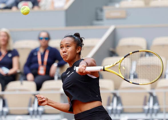 French Open 2022, Leylah Fernandez (CAN) Tennis - French Open 2022 - Grand Slam ATP, Tennis Herren WTA, Tennis Damen ITF - Roland Garros - Paris - - France - 31 May 2022. Copyright: xJuergenxHasenkopfx