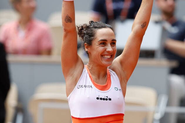 31.05.2022, Tennis, French Open 2022 Roland-Garros, FRA, Paris, Roland Garros Bild: v.l.Martina Trevisan (ITA) jubeln jubelt nach Spielende. Copyright: HMBxMedia AntonioxBorga