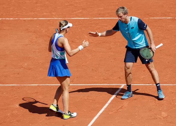 French Open 2022, Kevin Krawietz und Nicole Melichar-Martinez, Mixed Doubles Tennis - French Open 2022 - Grand Slam ATP, Tennis Herren WTA, Tennis Damen ITF - Roland Garros - Paris - - France - 1 June 2022. Copyright: xJuergenxHasenkopfx