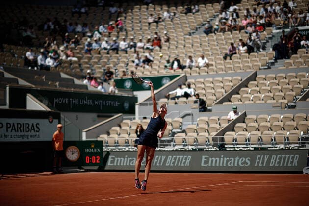 Veronika KUDERMETOVA (RUS) contre Daria KASATKINA (RUS) TENNIS : Roland Garros 2022 - 1 4e de finale - 01 06 2022 AurelienMorissard Panoramic 