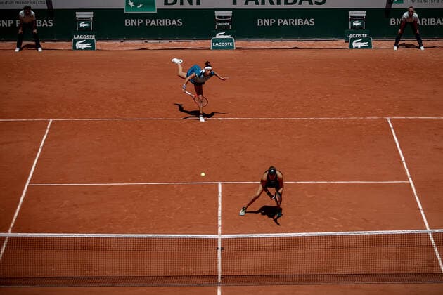 Caroline GARCIA (FRA) et Kristina MLADENOVIC (FRA) contre Yifan XU (CHN) et Zhaoxuan YANG (CHN) TENNIS : Roland Garros 2022 - Double Dames - 1 4 de finale - 01 06 2022 AurelienMorissard Panoramic 