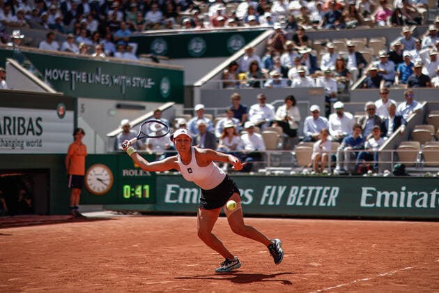 Jessica PEGULA (USA) contre Iga SWIATEK (POL) TENNIS : Roland Garros 2022 - 1 4e de finale - 01 06 2022 AurelienMorissard Panoramic 