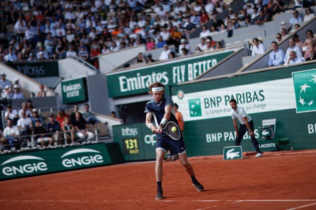 Andrey RUBLEV (RUS) contre Marin CILIC (CRO) TENNIS : Roland Garros 2022 - 1 4e de finale - 01 06 2022 AurelienMorissard Panoramic 