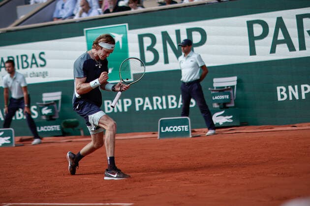 Andrey RUBLEV (RUS) contre Marin CILIC (CRO) TENNIS : Roland Garros 2022 - 1 4e de finale - 01 06 2022 AurelienMorissard Panoramic 