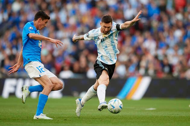 Italy v Argentina - Finalissima 2022 Lionel Messi (Paris Saint-Germain) of Argentina in action during the Finalissima 2022 match between Argentina and Italy at Wembley Stadium on June 1, 2022 in London, England. London England United Kingdom  Copyright: xJosexBretonx originalFilename:breton-italyvar220601_npDPX.jpg