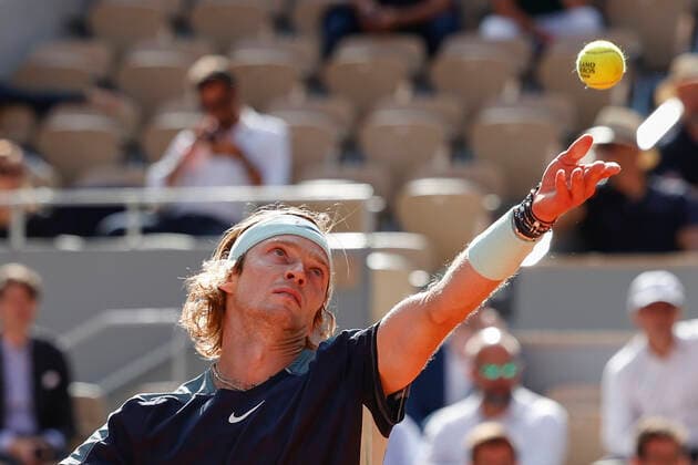 French Open 2022, Andrey Rublev Tennis - French Open 2022 - Grand Slam ATP, Tennis Herren WTA, Tennis Damen ITF - Roland Garros - Paris - - France - 1 June 2022. Copyright: xJuergenxHasenkopfx