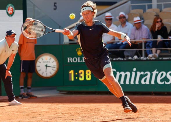 French Open 2022, Andrey Rublev Tennis - French Open 2022 - Grand Slam ATP, Tennis Herren WTA, Tennis Damen ITF - Roland Garros - Paris - - France - 1 June 2022. Copyright: xJuergenxHasenkopfx