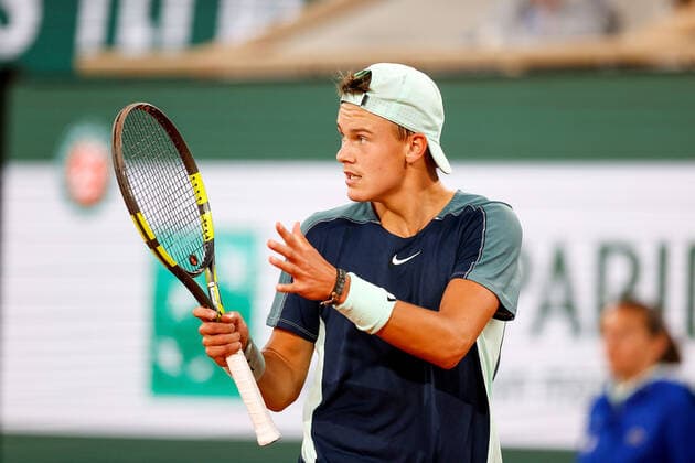 01.06.2022, Tennis, French Open 2022 Roland-Garros, FRA, Paris, Roland Garros Bild: v.l. Holger Rune (DK) Copyright: HMBxMedia AntonioxBorga