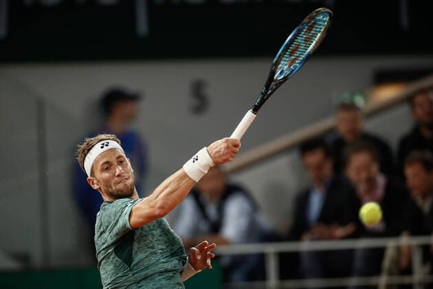 Casper RUUD (NOR) contre Holger RUNE (DEN) TENNIS : Roland Garros 2022 - 1 4e de finale - 01 06 2022 AurelienMorissard Panoramic 