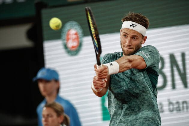 Casper RUUD (NOR) contre Holger RUNE (DEN) TENNIS : Roland Garros 2022 - 1 4e de finale - 01 06 2022 AurelienMorissard Panoramic 