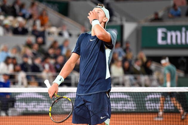 Roland Garros 2022 PARIS, IF - 01.06.2022: ROLAND GARROS 2022 - Holger Rune (DEN) during a tennis match against Casper Ruud (NOR) valid for the quarter-final of the 2022 Roland Garros men& 39;s tournament held in Paris, France. (Photo: Richard Callis Fotoarena) x2214529x  RichardxCallis