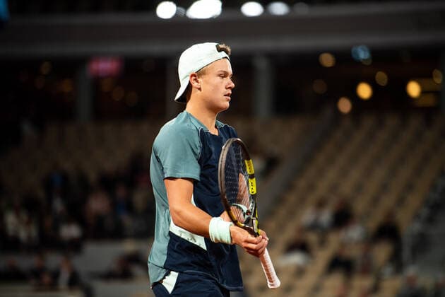 Roland Garros 2022 PARIS, IF - 02.06.2022: ROLAND GARROS 2022 - Holger Rune (DEN) during a tennis match against Casper Ruud (NOR) valid for the quarter-final of the 2022 Roland Garros men& 39;s tournament held in Paris, France. (Photo: Richard Callis Fotoarena) x2214620x  RichardxCallis