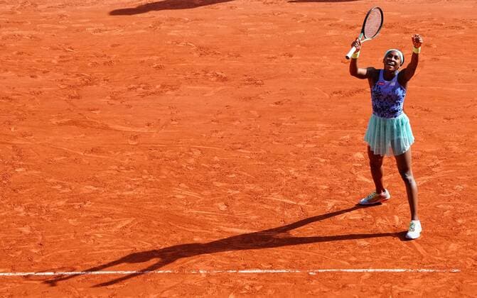 Mandatory Credit: Photo by Javier Garcia Shutterstock (12960006ac) Coco Gauff celebrates winning her semi final French Open Tennis, Day 12, Roland Garros, Paris, France - 02 Jun 2022 French Open Tennis, Day 12, Roland Garros, Paris, France - 02 Jun 2022  Copyright: xJavierxGarcia Shutterstockx 12960006ac