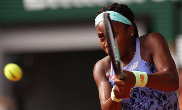 (220603) -- PARIS, June 3, 2022 -- Coco Gauff of the United States hits a return during the women s singles semifinal against Martina Trevisan of Italy at the French Open tennis tournament at Roland Garros in Paris, France, June 2, 2022. ) (SP)FRANCE-PARIS-TENNIS-ROLAND GARROS-FRENCH OPEN-WOMEN S SINGLES SEMIFINAL GaoxJing 