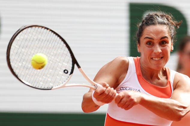 (220603) -- PARIS, June 3, 2022 -- Martina Trevisan of Italy hits a return during the women s singles semifinal against Coco Gauff of the United States at the French Open tennis tournament at Roland Garros in Paris, France, June 2, 2022. ) (SP)FRANCE-PARIS-TENNIS-ROLAND GARROS-FRENCH OPEN-WOMEN S SINGLES SEMIFINAL GaoxJing 