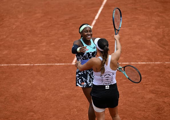 2022 Roland Garros Coco Gauff (USA) and Jessica Pegula (USA)