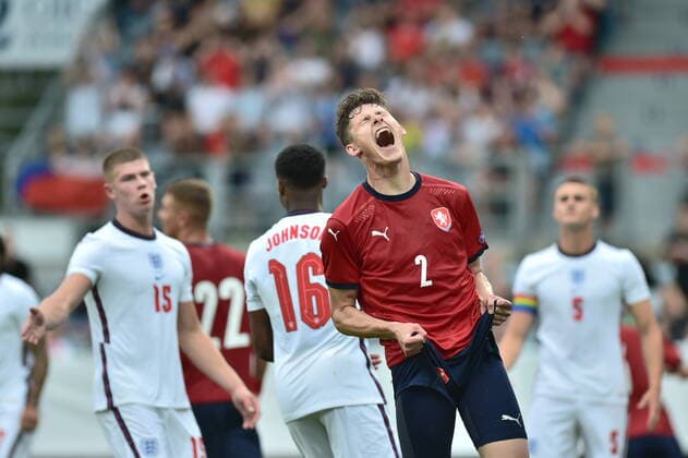 Sport Bilder des Tages Czech Martin Vitik gestures during the 2023 UEFA European Under-21 Championship qualification Group G: Czech Republic vs. England in Ceske Budejovice, Czech Republic, June 3, 2022. (CTKxPhoto VaclavxPancer) CTKPhotoP2022060307984 