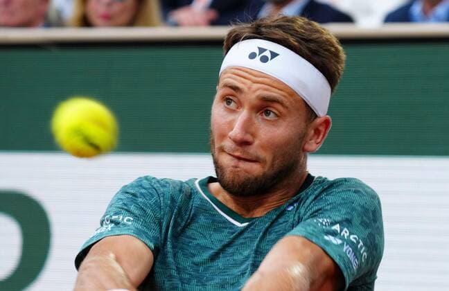 Mandatory Credit: Photo by Javier Garcia Shutterstock (12960013bb) Casper Ruud in semi final action French Open Tennis, Day 13, Roland Garros, Paris, France - 03 Jun 2022 French Open Tennis, Day 13, Roland Garros, Paris, France - 03 Jun 2022  Copyright: xJavierxGarcia Shutterstockx 12960013bb