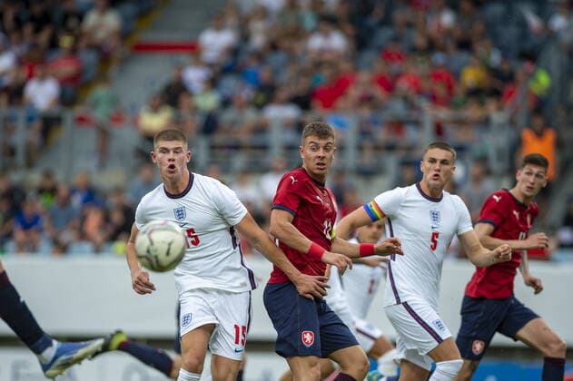 From left Charlie Creswell of England and Czech Filip Kaloc, Taylor Harwood-Bellis of England and Czech Tomas Cvancara in action during the 2023 UEFA European Under-21 Championship qualification Group G: Czech Republic vs. England in Ceske Budejovice, Czech Republic, June 3, 2022. (CTKxPhoto VaclavxPancer) CTKPhotoP2022060308460  VPC_0009