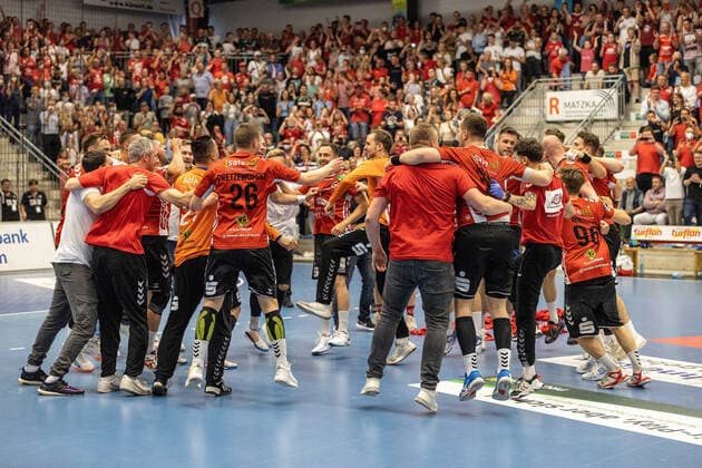 Handball I Herren I Saison 2021-2022 I 2. HBL I 37. Spieltag I ASV Hamm-Westfalen - TV Großwallstadt I 03.06.2022 Mannschaft Aufstieg perfekt ASV Hamm-Westfalen Hamm Westpress Arena NRW Deutschland