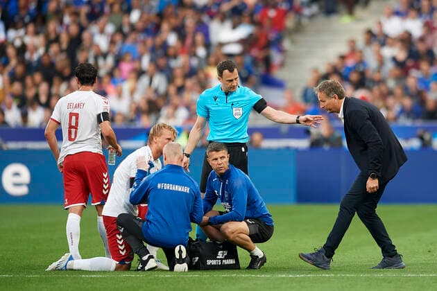 France v Denmark: UEFA Nations League - League Path Group 1 Kasper Hjulmand head coach of Denmark gives instructions during the UEFA Nations League League A Group 1 match between France and Denmark at Stade de France on June 3, 2022 in Paris, France. Paris France  Copyright: xJosexBretonx originalFilename:breton-francevd220603_npz1a.jpg