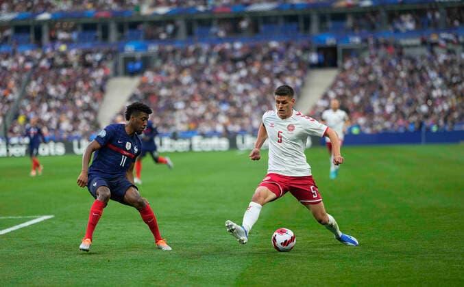 June 3, 2022: Joakim Maehle battle for the ball with Kingsley Coman during France against Denmark, UEFA Nations League Group Stage at Stade de France, Paris, France. CSM. Paris France - ZUMAc04_ 20220603_zaf_c04_077 Copyright: xUlrikxPedersenx