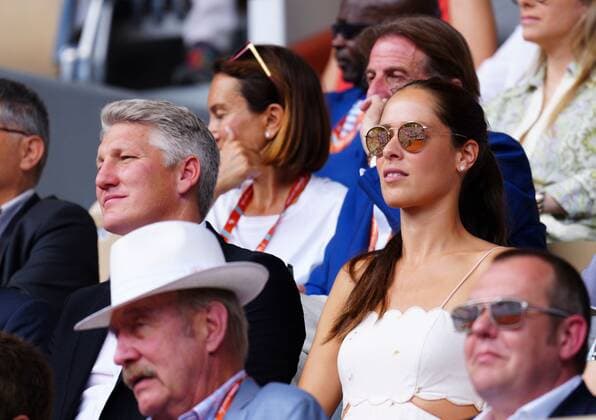 Mandatory Credit: Photo by Javier Garcia Shutterstock (12960014i) Bastien Schweinsteiger and Ana Ivanovic in the President s Box French Open Tennis, Day 14, Roland Garros, Paris, France - 04 Jun 2022 French Open Tennis, Day 14, Roland Garros, Paris, France - 04 Jun 2022  Copyright: xJavierxGarcia Shutterstockx 12960014i