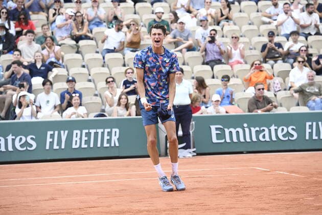 Tennis - Roland Garros 2022 - Gabriel Debru - France gagne le tournoi junior TENNIS : Roland Garros 2022 - France - 04 06 2022 ChrysleneCaillaud Panoramic 