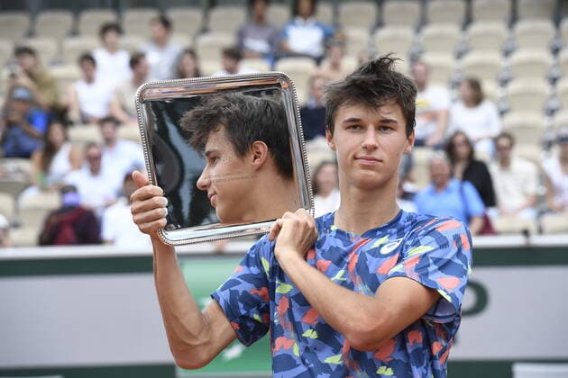 Tennis - Roland Garros 2022 - Gabriel Debru - France gagne le tournoi junior TENNIS : Roland Garros 2022 - France - 04 06 2022 ChrysleneCaillaud Panoramic 