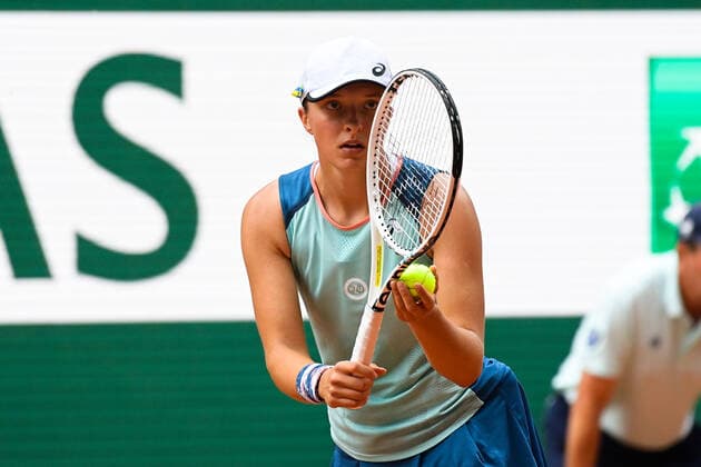 Iga Swiatek ( POL ) - TENNIS : Roland Garros 2022 - Internationaux de France - 04 06 2022 FedericoPestellini Panoramic 