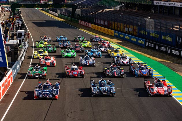 Sport Themen der Woche KW22 Sport Bilder des Tages Oreca group picture during the Scrutineering of the 2022 24 Hours of Le Mans, 3rd round of the 2022 FIA World Endurance Championship, on the Circuit de la Sarthe, from June 3 to 4, 2022 in Le Mans, France - 24 HEURES DU MANS 2022 - SCRUTINEERING DPPI Panoramic  02522001_JFR67400