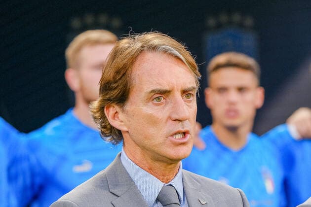 Roberto Mancini (Italien, Cheftrainer) bei der Hymne, ITA, Italien vs. Deutschland, Fussball, Uefa Nations League, 1. Spieltag, Saison 2022, 04.06.2022, ITA, Italien vs. Deutschland, Fussball, Nations League, 1. Spieltag, Saison 2022, 04.06.2022 Bologna Copyright: xEibner-Pressefotox EP_EER
