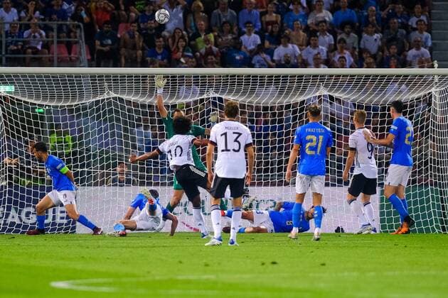 Torchance fuer Serge Gnabry (Deutschland, 10), ITA, Italien vs. Deutschland, Fussball, Uefa Nations League, 1. Spieltag, Saison 2022, 04.06.2022, ITA, Italien vs. Deutschland, Fussball, Nations League, 1. Spieltag, Saison 2022, 04.06.2022 Bologna Copyright: xEibner-Pressefotox EP_EER
