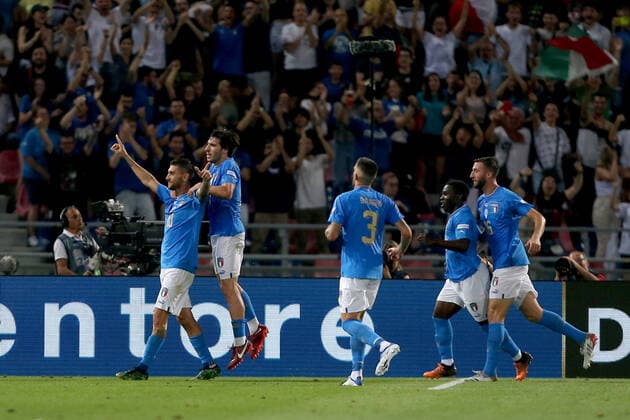 04.06.2022, Bologna, Italien, Renato Dall Ara , Italien vs. Deutschland - UEFA Nations League - League Path A Group 2, Lorenzo Pellegrini (Italy) Torjubel, jubelt nach seinem treffer zum 1:0 (Foto H. Langer) Bologna Renato Dall Ara Emilia-Romagna Italien