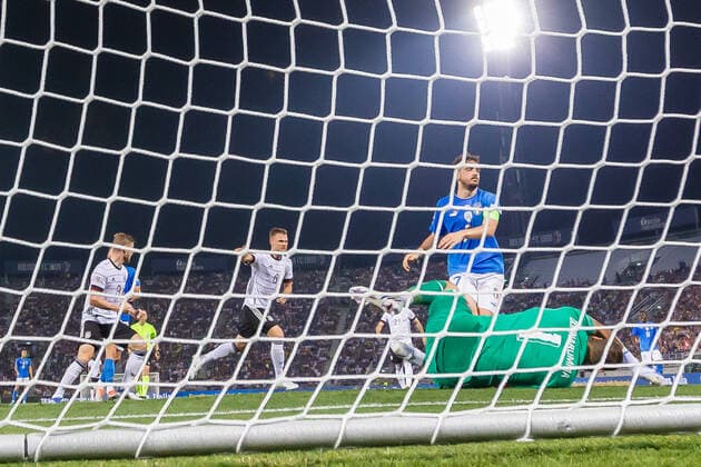 04.06.2022, Bologna, Italien, Renato Dall Ara , Italien vs. Deutschland - UEFA Nations League - League Path A Group 2, Joshua Kimmich (Germany) Torjubel, jubelt nach seinem treffer zum 1:1 (Foto H. Langer) Bologna Renato Dall Ara Emilia-Romagna Italien