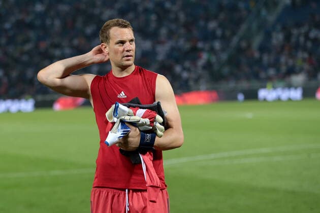 04.06.2022, Bologna, Italien, Renato Dall Ara , Italien vs. Deutschland - UEFA Nations League - League Path A Group 2, Manuel Neuer (Germany) gestikuliert, gestik (Foto H. Langer) Bologna Renato Dall Ara Emilia-Romagna Italien