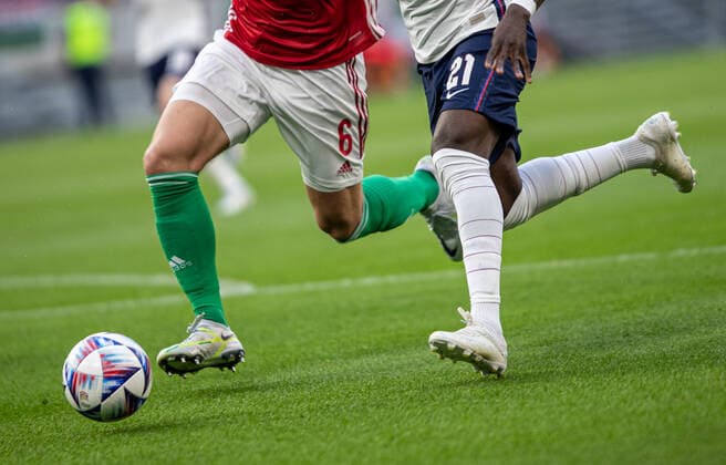 Hungary v England: UEFA Nations League - League Path Group 3 Willi Orban of Hungary competes for the ball with Bukayo Saka of England during the UEFA Nations League A3 match at Puskas ArÃ na on June 04, 2022 in Budapest, Hungary. Budapest Hungary  Copyright: xRobertxSzaniszlox originalFilename:szaniszlo-notitle220604_npW7l.jpg