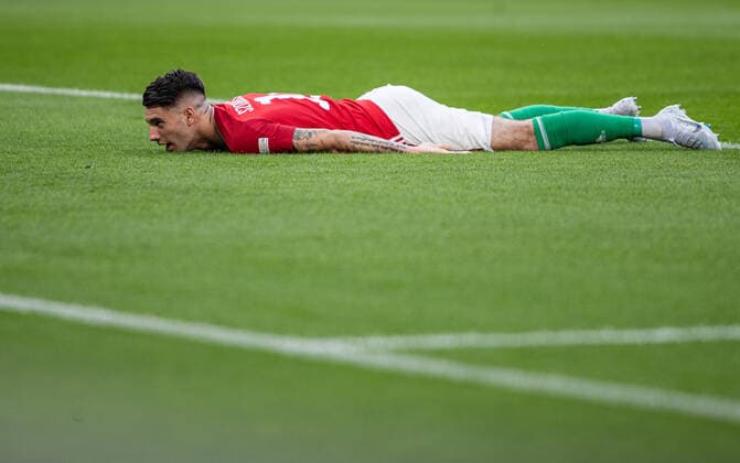 Hungary v England: UEFA Nations League - League Path Group 3 Dominik Szoboszlai of Hungary lies on the grass during the UEFA Nations League A3 match at Puskas ArÃ na on June 04, 2022 in Budapest, Hungary. Budapest Hungary  Copyright: xRobertxSzaniszlox originalFilename:szaniszlo-notitle220604_npYou.jpg
