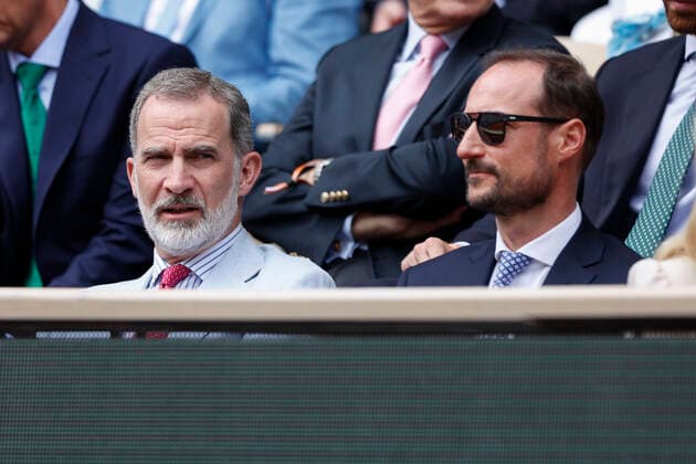 French Open Feature, Felipe VI, Koenig von Spanien und Prinz Haakon in der Ehrenloge, Finale, Endspiel Copyright: xJuergenxHasenkopfx