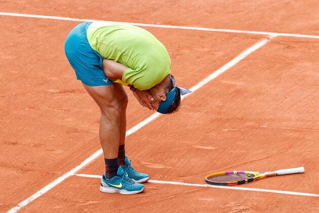 05.06.2022, Tennis, French Open 2022 Roland-Garros, FRA, Paris, Roland Garros Finale Herren Einzel Rafael Nadal (ESP) - Casper Ruud (NOR) Bild: v. li. Rafael Nadal (ESP) jubeln jubelt nach Spielende. Copyright: HMBxMedia AntonioxBorga
