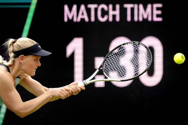 ROSMALEN - Tennis player Suzan Lamens in action at the international tennis tournament Libema Open. The combined Dutch tennis tournament for men and women will be held on the grass courts of Autotron for twelve days. ANP SANDER KING xVIxANPxSportx xxANPxIVx