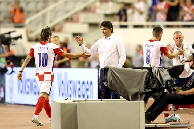 Croatia v France: UEFA Nations League - League Path Group 1 SPLIT, CROATIA - JUNE 06: Luka Modric of Croatia shake hands with head coach of Croatia Zlatko Dalic during the UEFA Nations League League A Group 1 match between Croatia and France at Stadion Poljud on June 6, 2022 in Split, Croatia. LukaxStanzl PIXSELL
