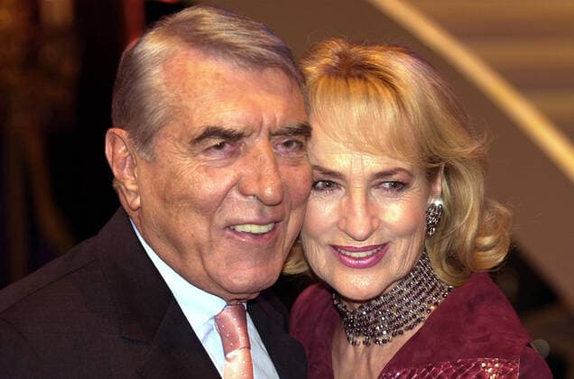 ARCHIVFOTO: Helmut ZILK waere am 9. Juni 2022 95 Jahre alt geworden, Helmut ZILK,Aut,mit Ehefrau Dagmar KOLLER, 23.11.2003 *** ARCHIVE PHOTO Helmut ZILK would have been 95 years old on 9 June 2022, Helmut ZILK,Aut,with wife Dagmar KOLLER, 23 11 2003